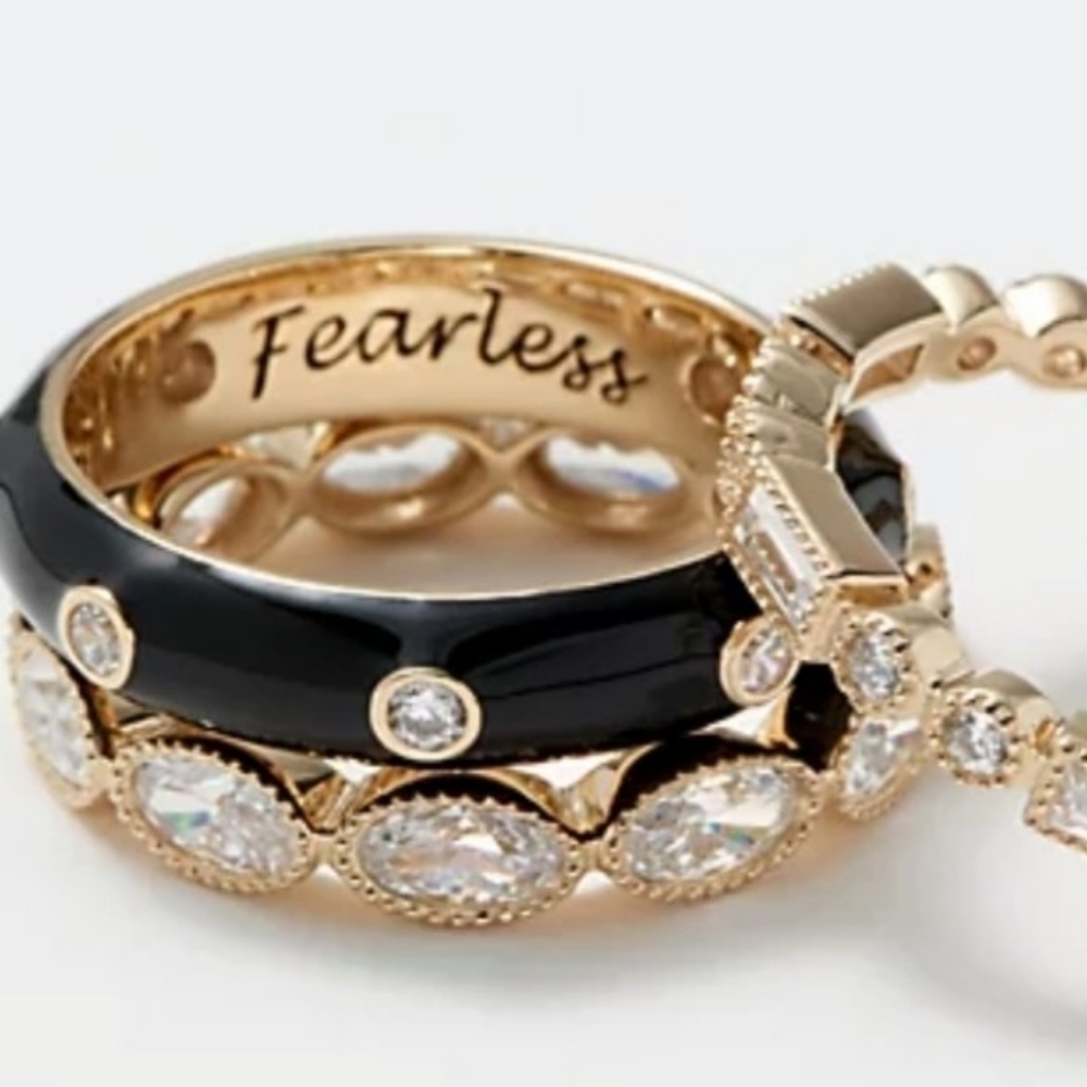 FEARLESS Set of 3 Affirmation Stackable Rings - Picture 6 of 7